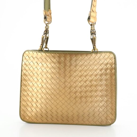Authentic Bottega Veneta Flat Shoulder Bag - Golden Metallic Intrecciato Leather - Picture 4 of 16